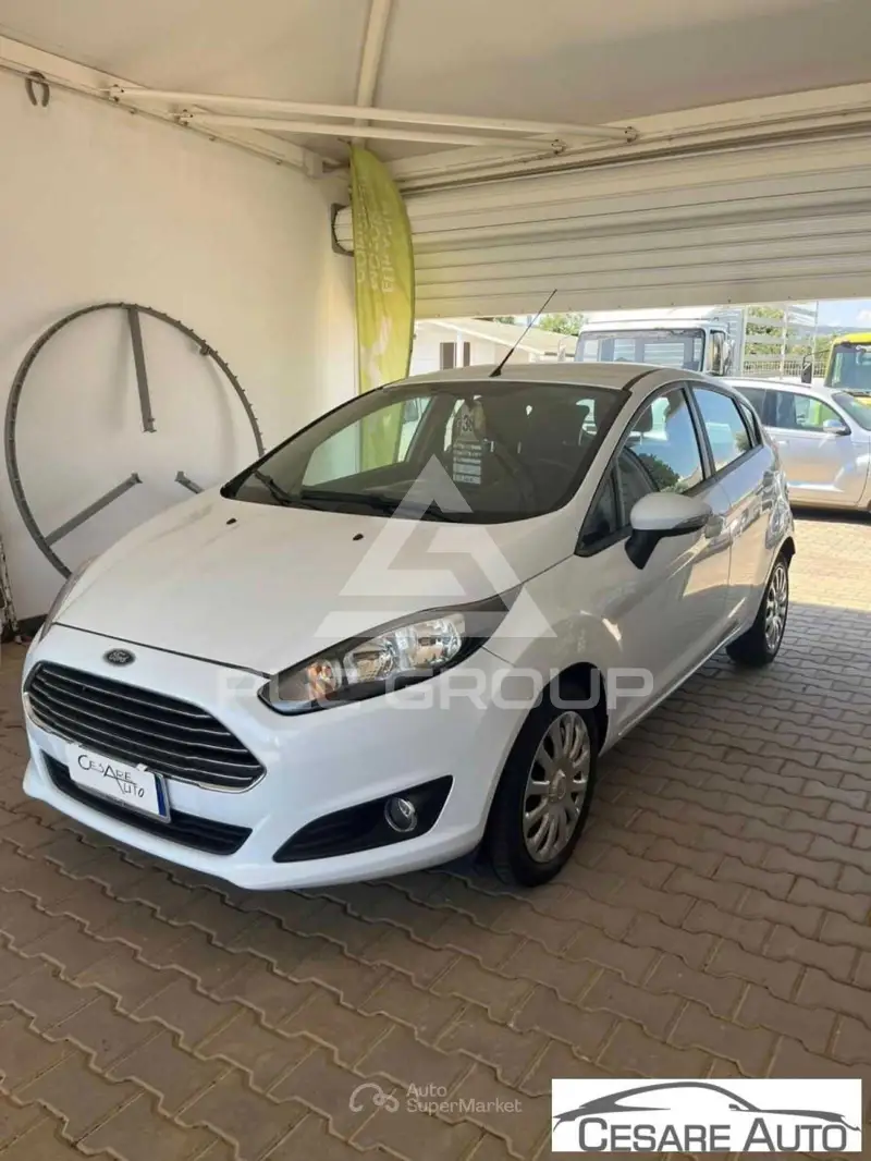 2015 Ford FIESTA