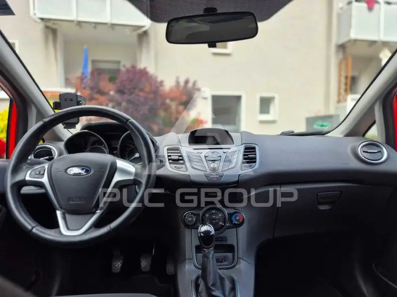 2015 Ford FIESTA
