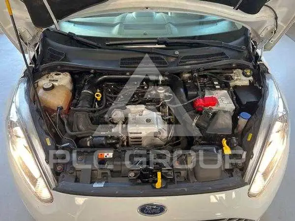 2015 Ford FIESTA
