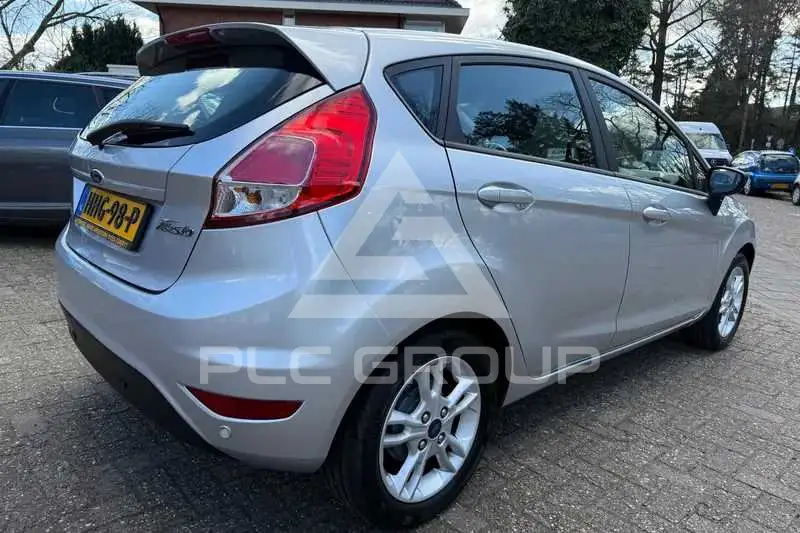 2015 Ford FIESTA