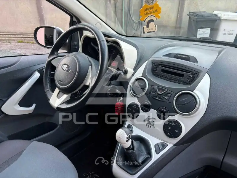 2015 Ford KA