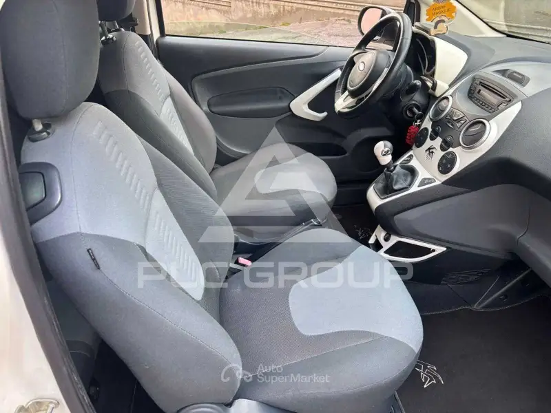 2015 Ford KA