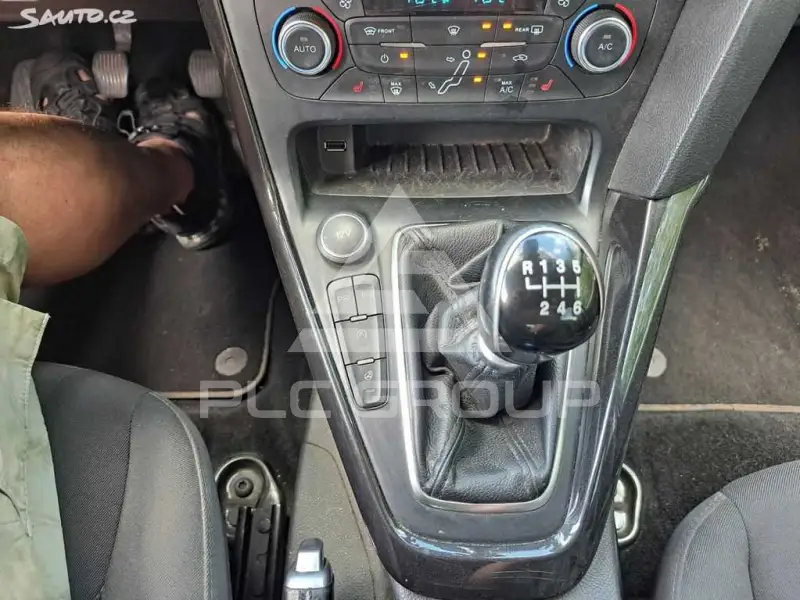 2015 Ford FOCUS