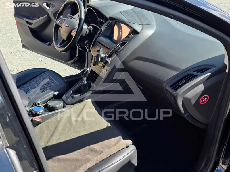 2015 Ford FOCUS