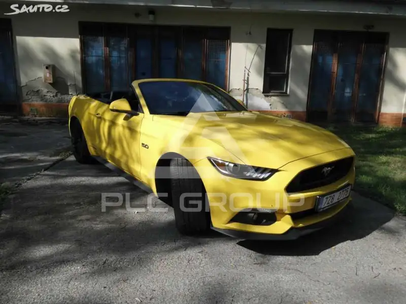 2015 Ford MUSTANG