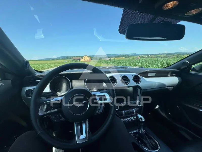 2015 Ford MUSTANG