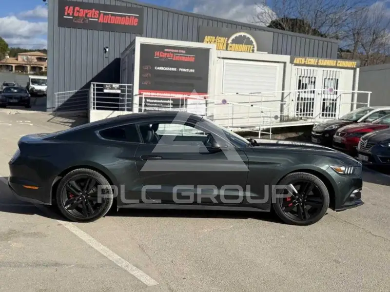 2015 Ford MUSTANG