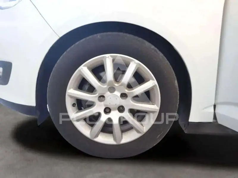 2015 Ford C-MAX