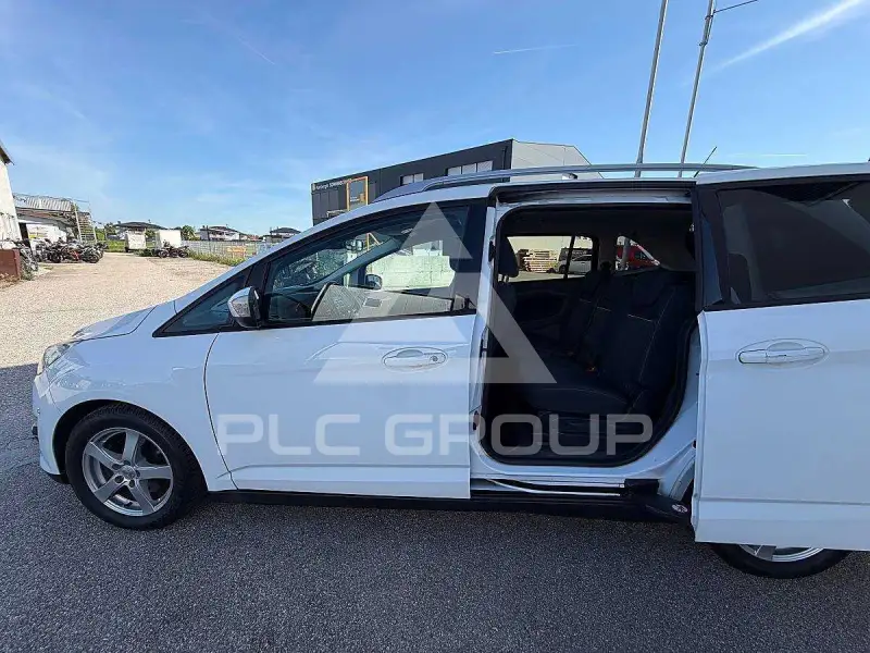 2015 Ford C-MAX
