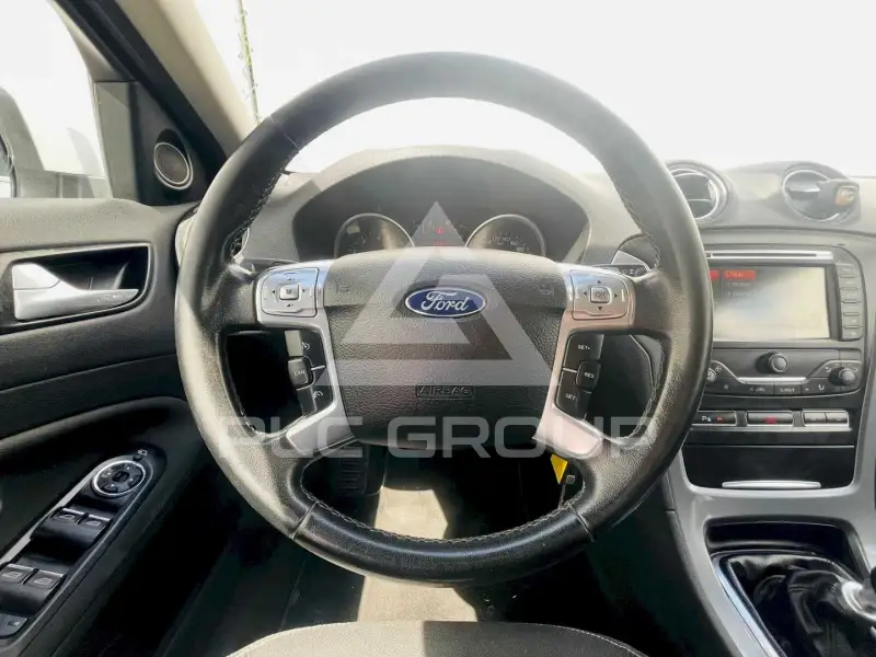 2015 Ford Mondeo