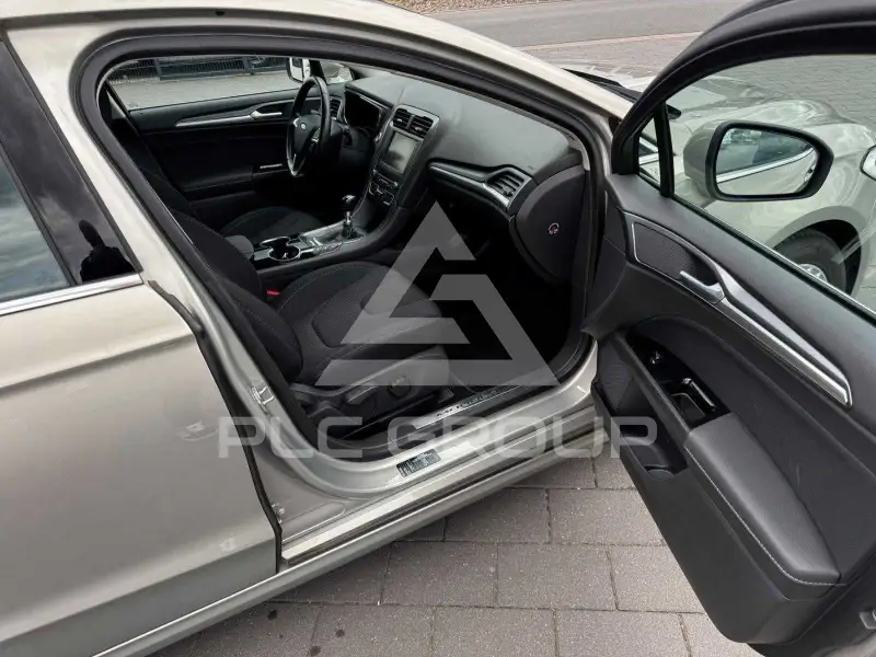 2015 Ford Mondeo