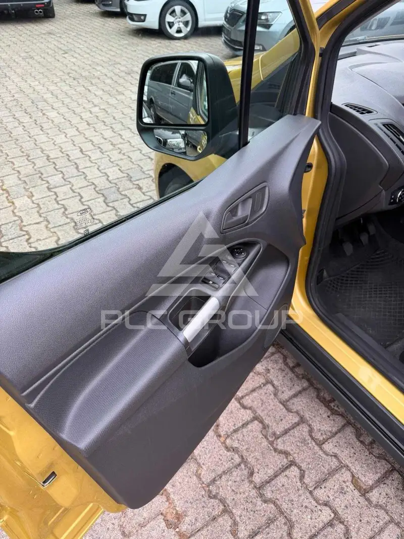 2015 Ford Tourneo