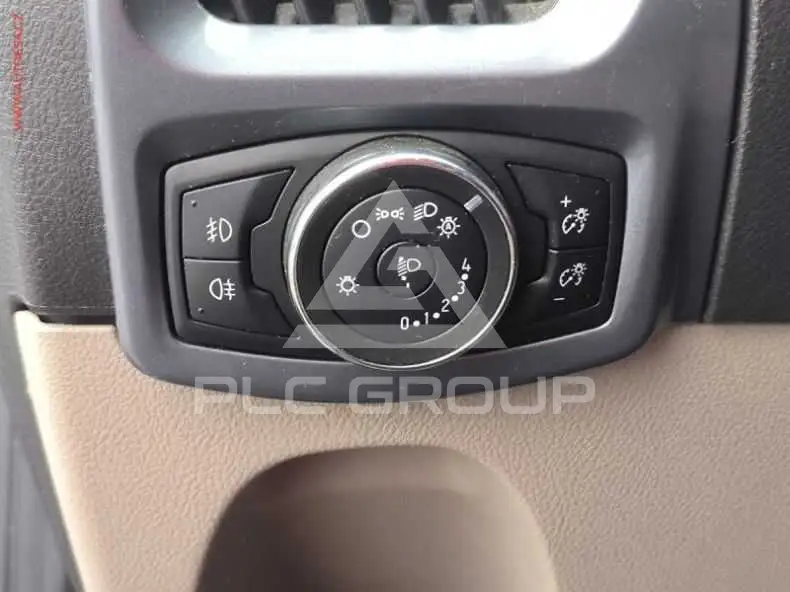 2015 Ford Tourneo