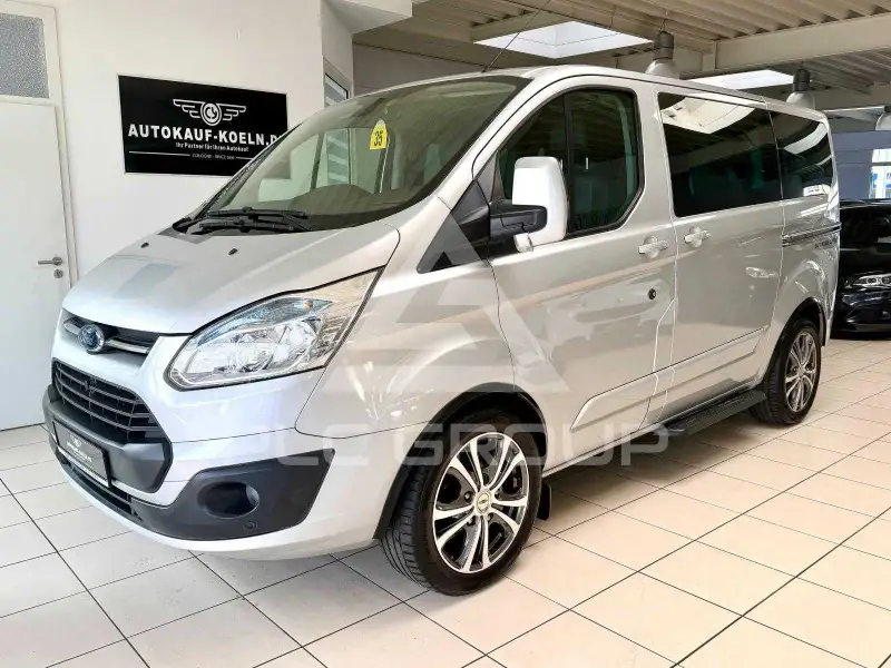 2015 Ford Tourneo