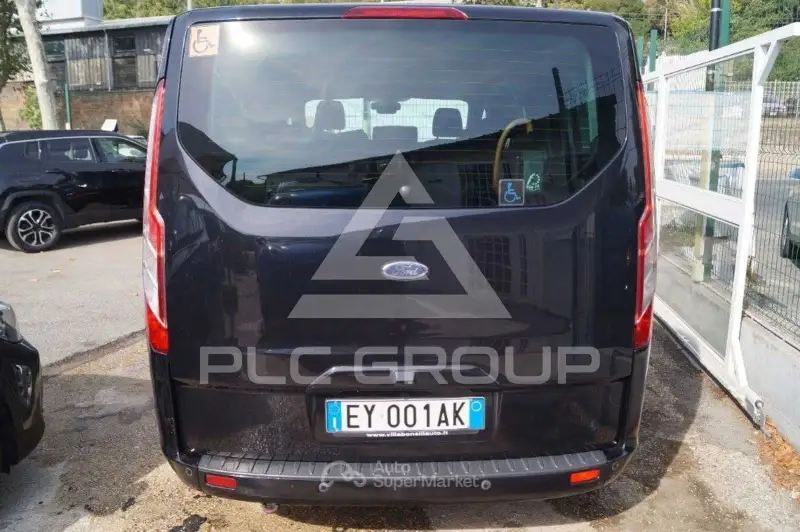 2015 Ford Tourneo