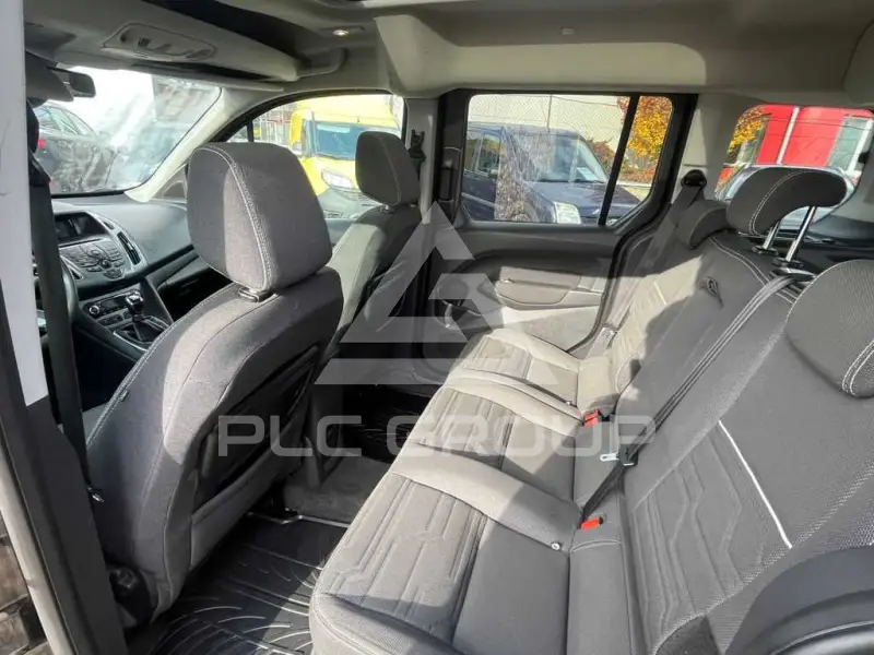 2015 Ford Tourneo