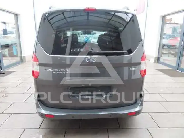 2015 Ford Tourneo