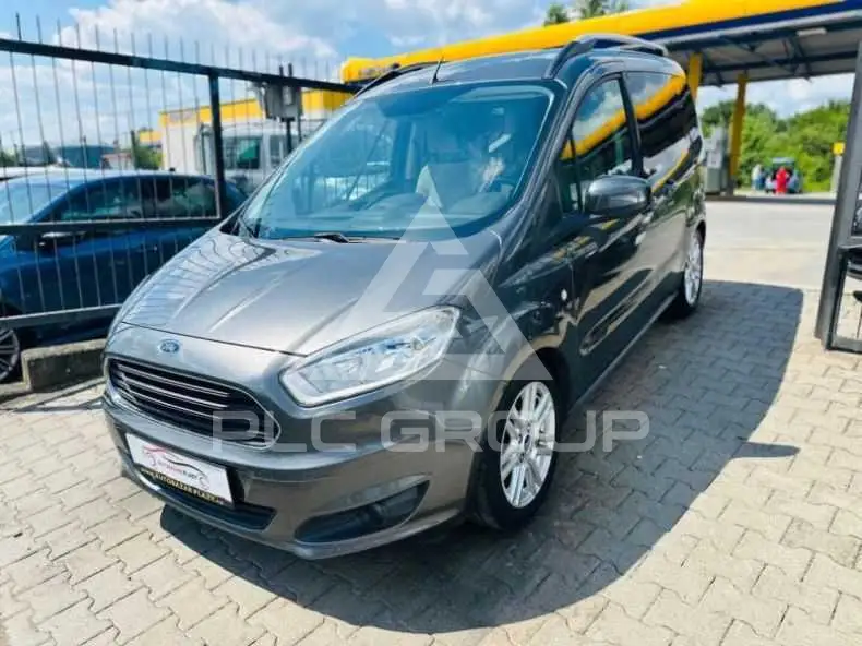 2015 Ford Tourneo