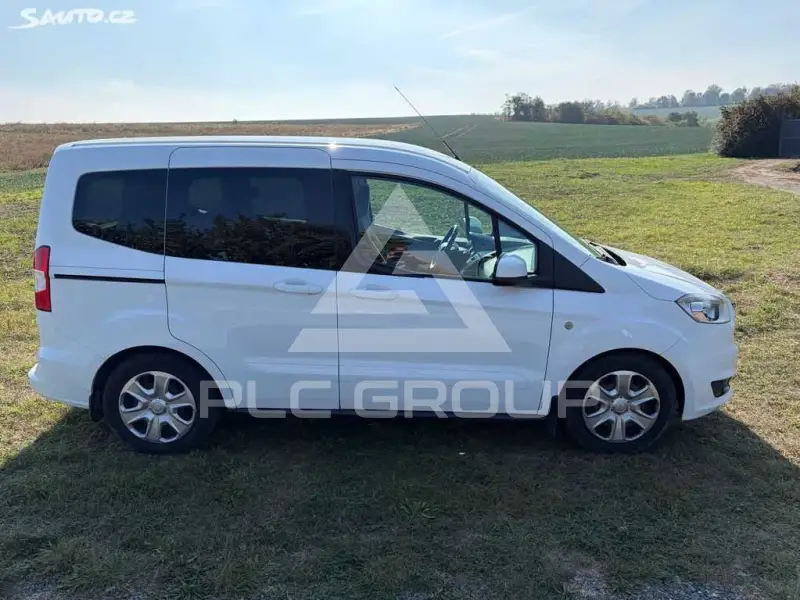 2015 Ford Tourneo