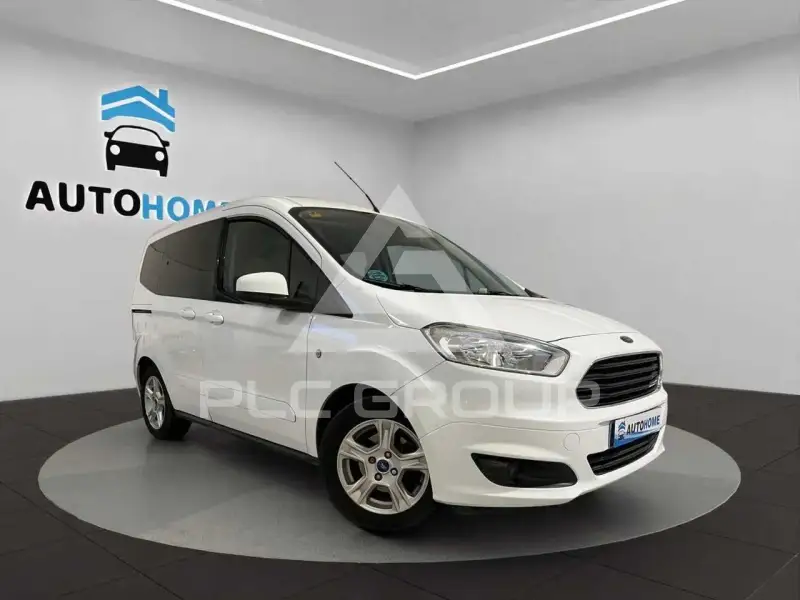 2015 Ford Tourneo