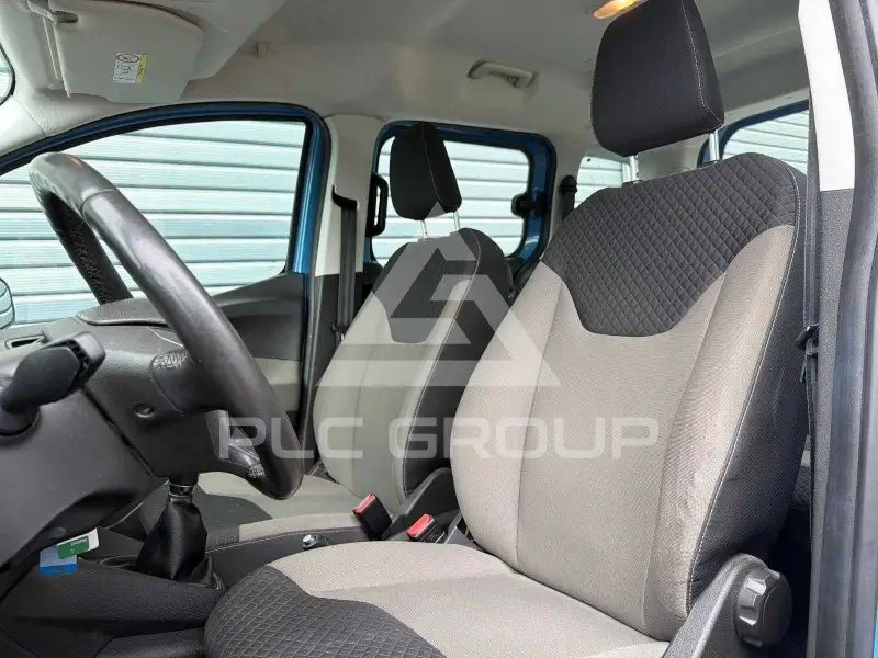 2015 Ford Tourneo