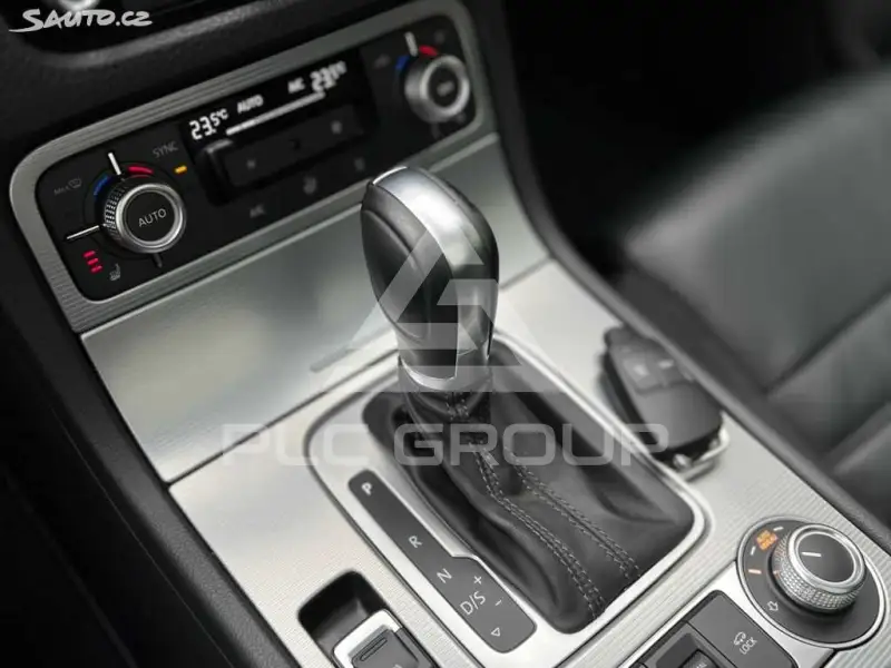 2015 Volkswagen Touareg