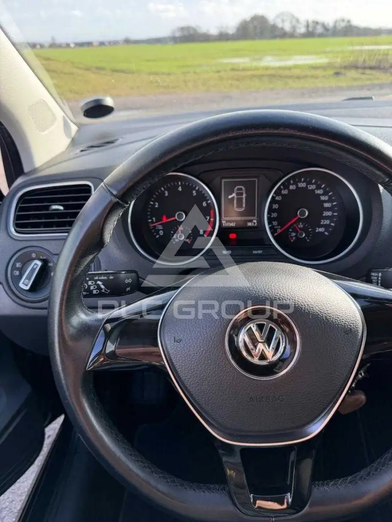 2015 Volkswagen Polo