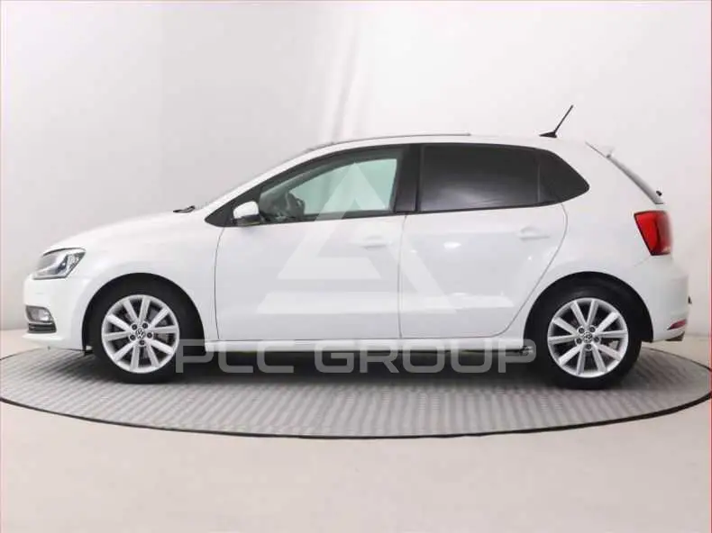 2015 Volkswagen Polo