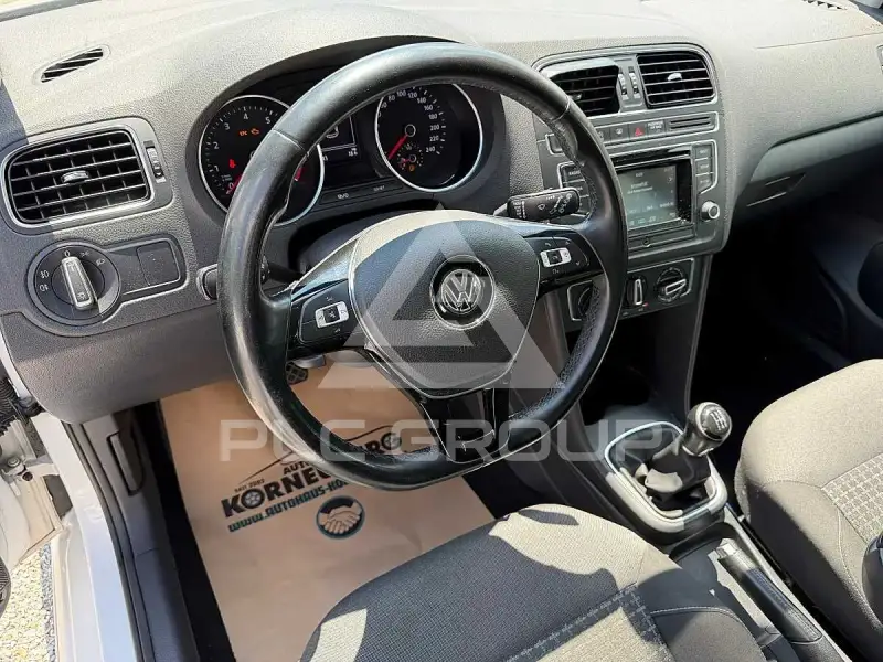 2015 Volkswagen Polo