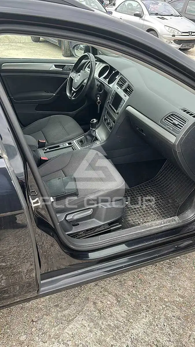 2015 Volkswagen GOLF