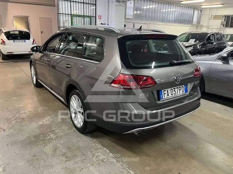 2015 Volkswagen GOLF