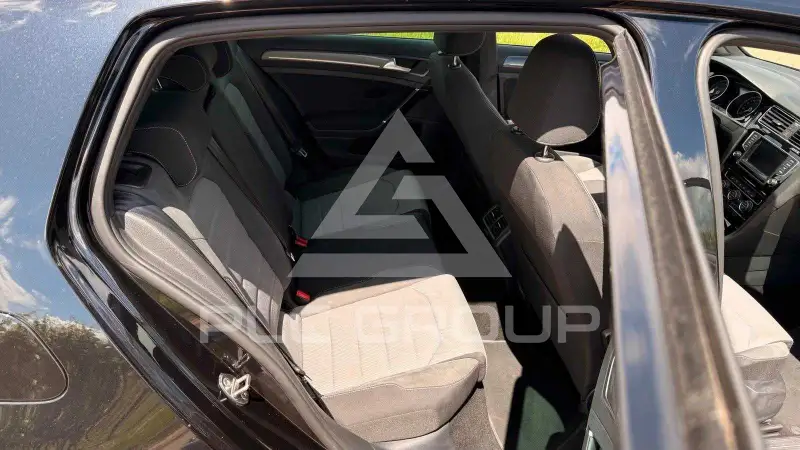 2015 Volkswagen GOLF