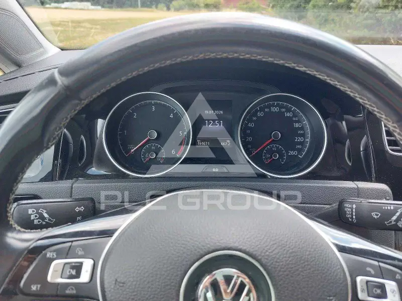 2015 Volkswagen GOLF