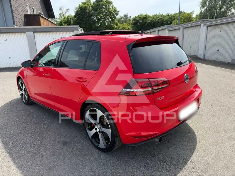 2015 Volkswagen GOLF
