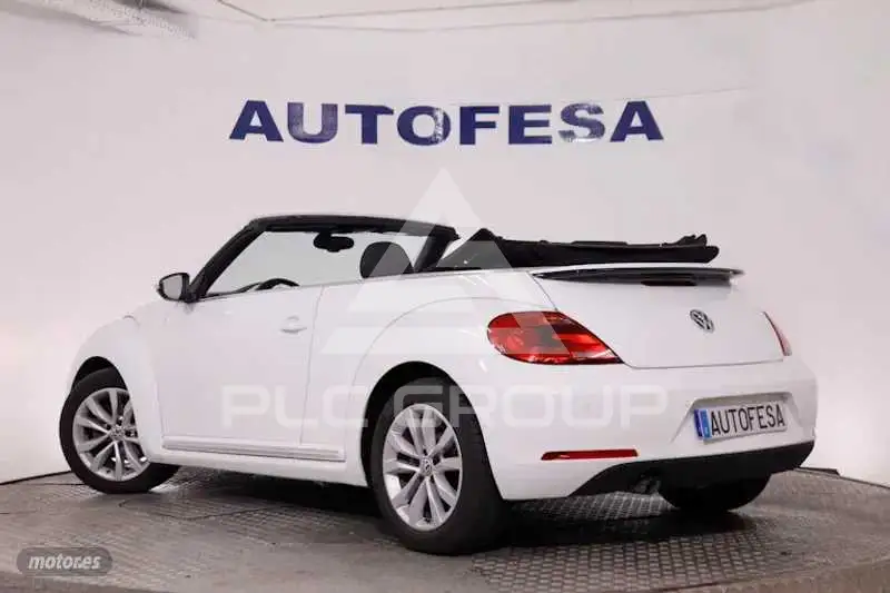 2015 Volkswagen BEETLE