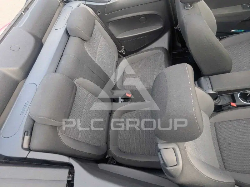 2015 Volkswagen BEETLE