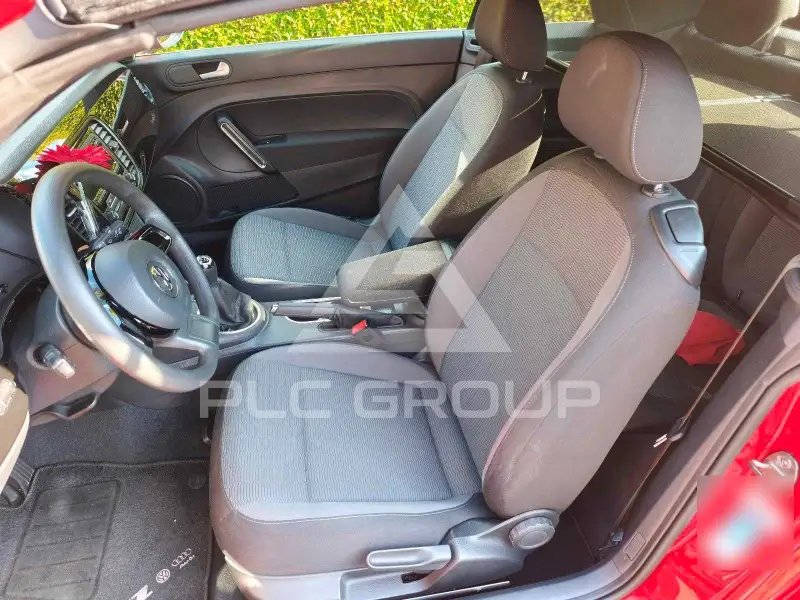 2015 Volkswagen BEETLE