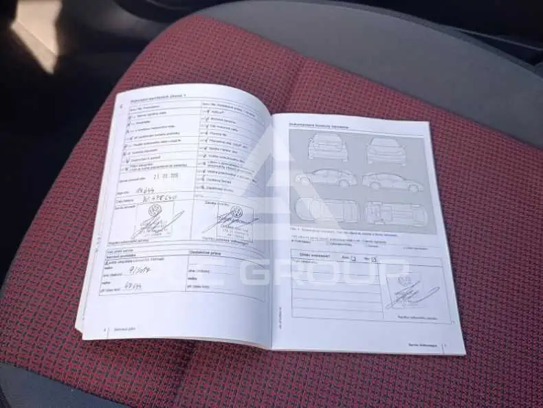 2015 Volkswagen BEETLE