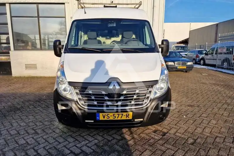 2015 Renault Master