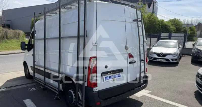 2015 Renault Master