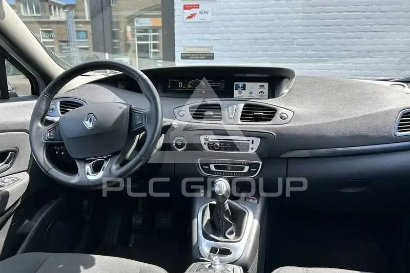 2015 Renault Scenic