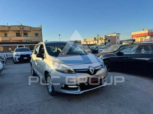 2015 Renault Scenic