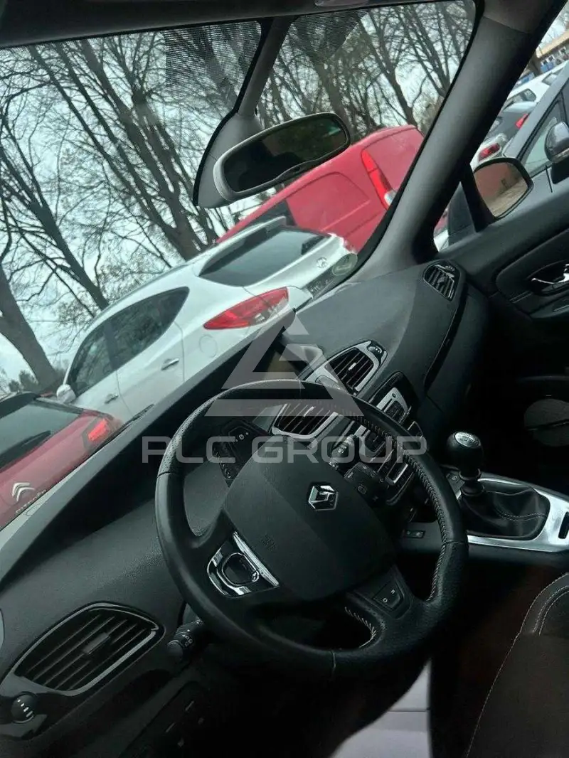 2015 Renault Scenic