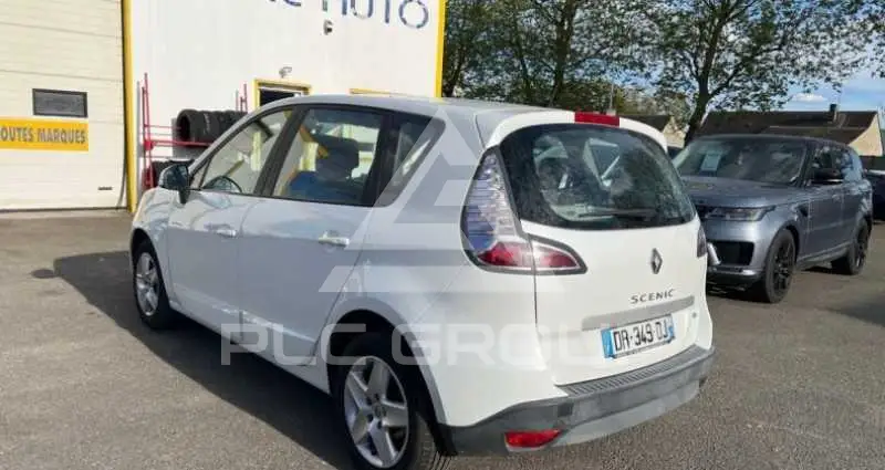 2015 Renault Scenic