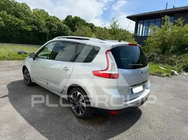 2015 Renault Grand Scenic