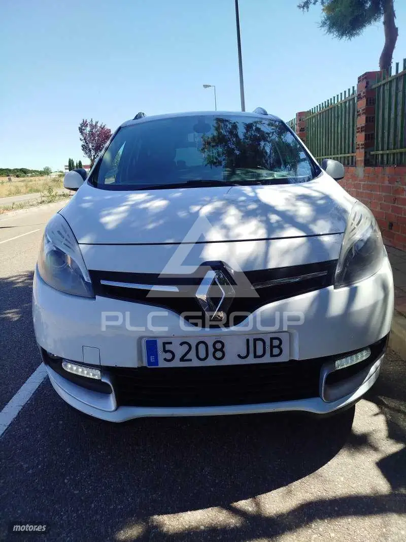 2015 Renault Grand Scenic