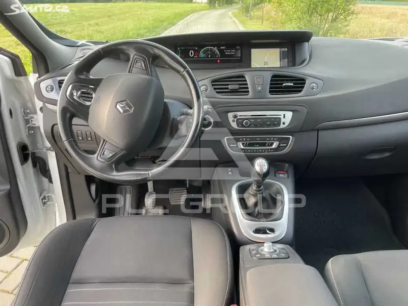2015 Renault Grand Scenic