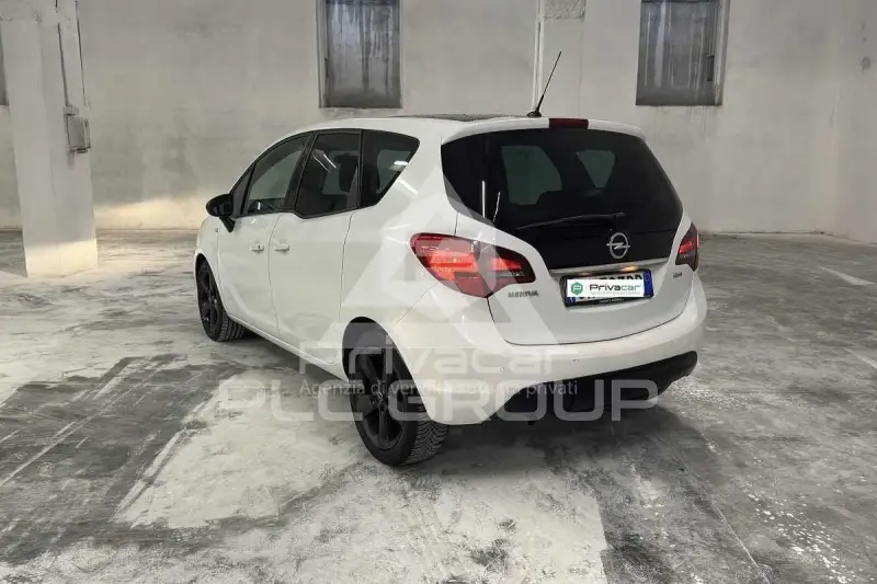 2015 Opel MERIVA