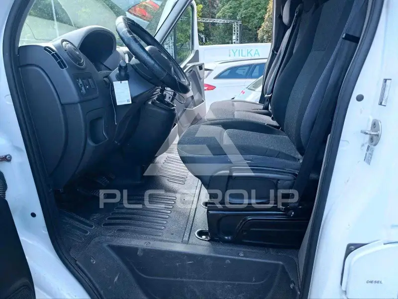 2015 Opel Movano