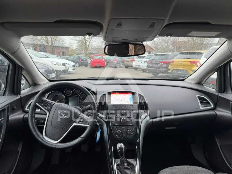 2015 Opel Astra